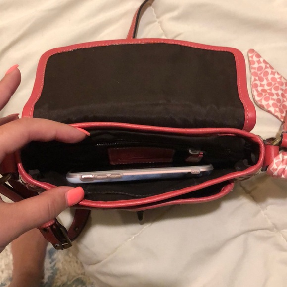 Coach cross body bag - Picture 3 of 5
